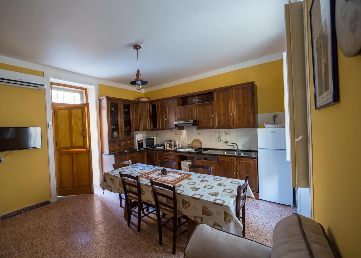 La Casa Di Eolo Acomodação com café da manhã Villa San Giovanni Exterior foto