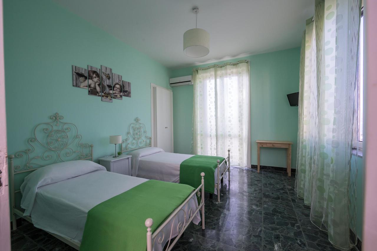 La Casa Di Eolo Acomodação com café da manhã Villa San Giovanni Exterior foto