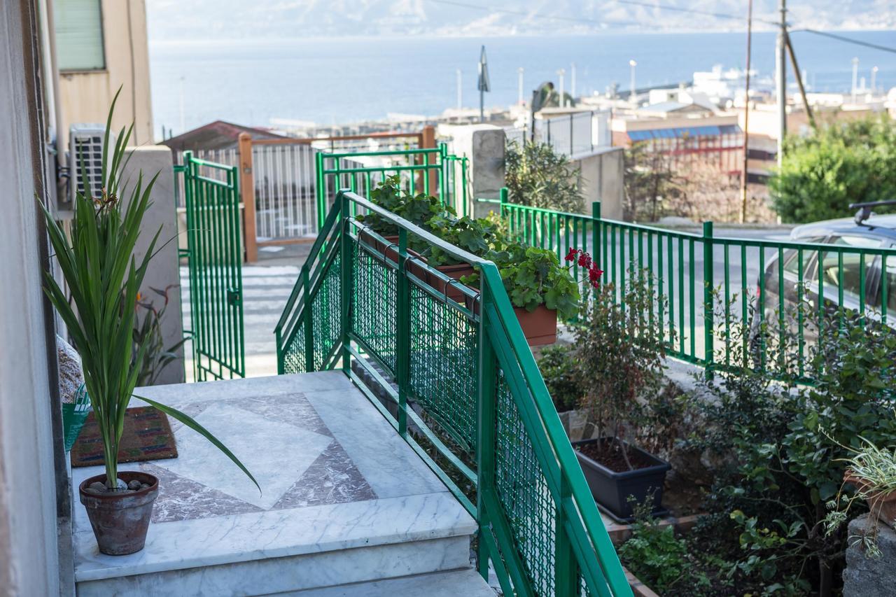 La Casa Di Eolo Acomodação com café da manhã Villa San Giovanni Exterior foto